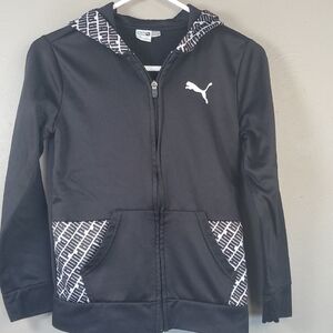 Boys PUMA Zip Up, Hooded Jacket. Black, Size Med. 10/12